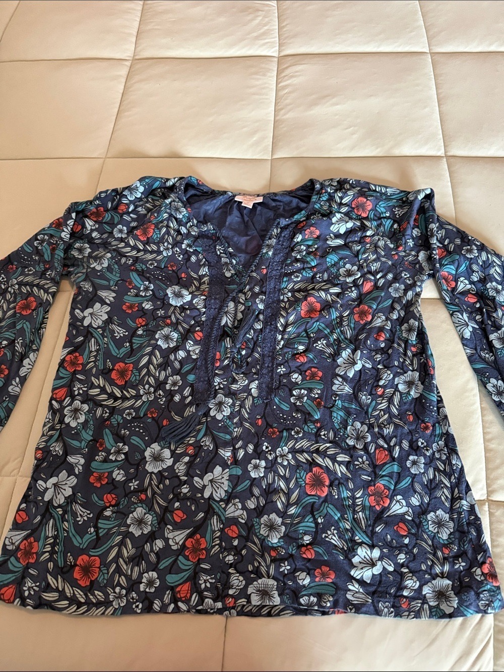 #0208 - Wrangler Floral Peasant Boho Tassel Blouse Top Women’s Medium